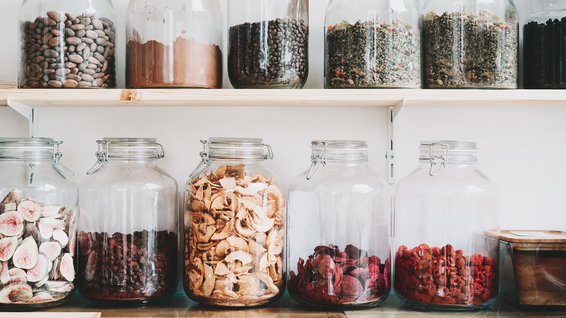 Organise your kitchen so that it’s coeliac disease friendly